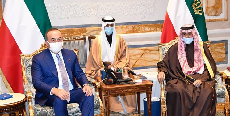 وزیر خارجه ترکیه با امیر کویت دیدار کرد