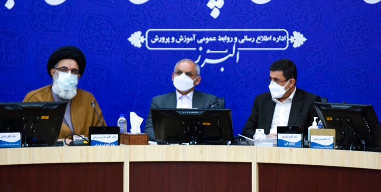 آموزش کشور با کمبود محتوا مواجه نیست/اجازه ندهید برای ما سند تهیه کنند
