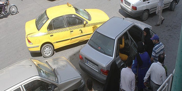 دو سوم مسافرکش‌های شهر خرم‌آباد ماشین شخصی هستند/ ٧۵ درصد ناوگان تاکسیرانی فرسوده است