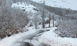 بارش 10 سانتی‌متر برف در کوهرنگ/ فعالیت سامانه بارشی روز دوشنبه اوج می‌گیرد