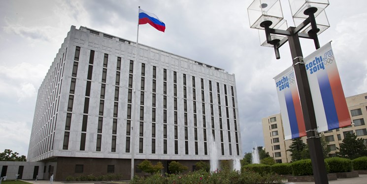 سفارت روسیه: آمریکا مسئولیت بی‌ثباتی سیاسی داخلی را گردن دیگران می‌اندازد
