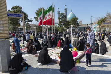 آغاز بهار طبیعت در جوار مزار شهدای گرگان