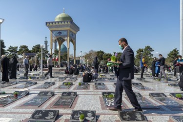 آغاز بهار طبیعت در جوار مزار شهدای گرگان