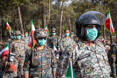 حضور یگان‌های ارتش در مراسم رژه خودرویی / فرماندهی آماد و پشتیبانی منطقه دو شیراز 