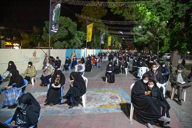 پیاده راه سبزه میدان در شب بیست و یکم رمضان