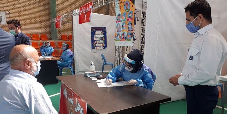 عدم واگذاری محل مناسب واکسیناسیون توسط شهرداری شهریار/ بیش از ۱۰ هزار نفر واکسینه شدند