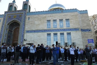 نماز عید فطر در مسجد صاحب‌الزمان(عج)