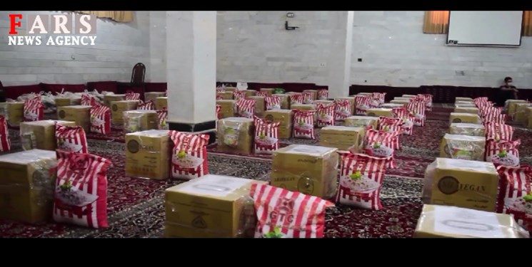 فیلم|توزیع بسته‌های معیشتی به نام امام هادی(ع) در قم