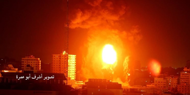 شهردار غزه: اسرائیل عامدانه به زیرساخت‌ها حمله می‌کند