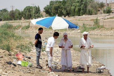 مندائیان پیروان حضرت یحیی هستند و اعمال و آداب بخصوصی دارند
