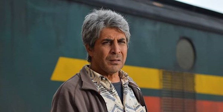 غفارمنش: «کرونا» ساخت سریال را دشوار کرده است/ تجربه همکاری با «اکبر عبدی» در «روزهای آبی»