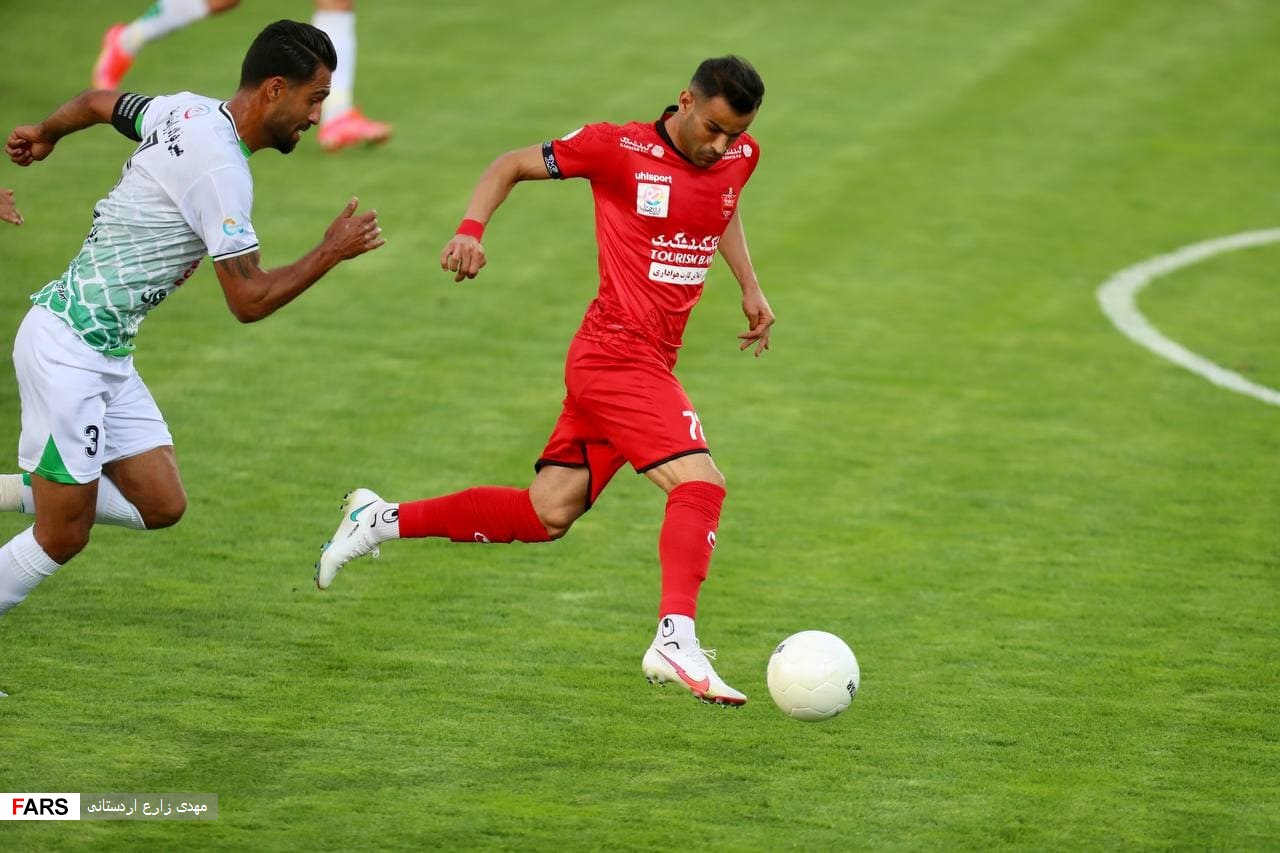 گزارش تصویری از دیدار تیم‌های ذوب آهن و پرسپولیس