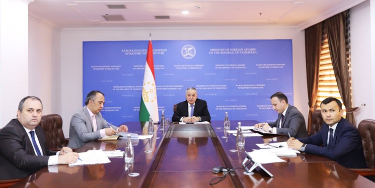 تأکید وزرای خارجه تاجیکستان و فنلاند بر توسعه روابط
