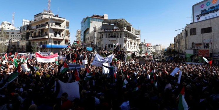 تظاهرات فلسطینیان در رام الله در اعتراض به سفر بلینکن