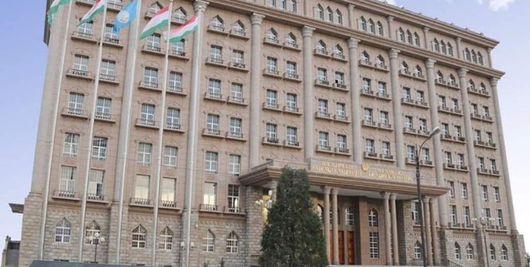 وزارت امور خارجه تاجیکستان: اتباع تاجیک فعلاً  به قرقیزستان سفر نکنند