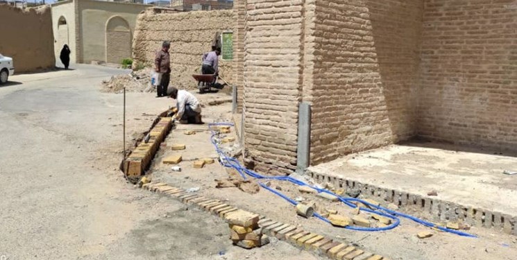 مرمت اضطراری خانه تاریخی شیرانزایی در روستای قلعه‌نو