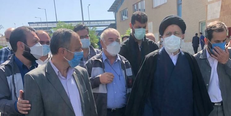 گفت‌وگوی صمیمی آیت الله رئیسی با کارگران پاکدشتی‌