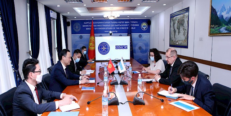 دیدار وزیر خارجه قرقیزستان با سفیر جدید سازمان امنیت و همکاری اروپا