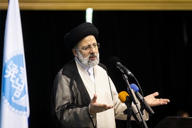 سخنرانی آیت‌الله سید ابراهیم رئیسی در نشست پرسش و پاسخ دانشجویی در مسجد دانشگاه تهران