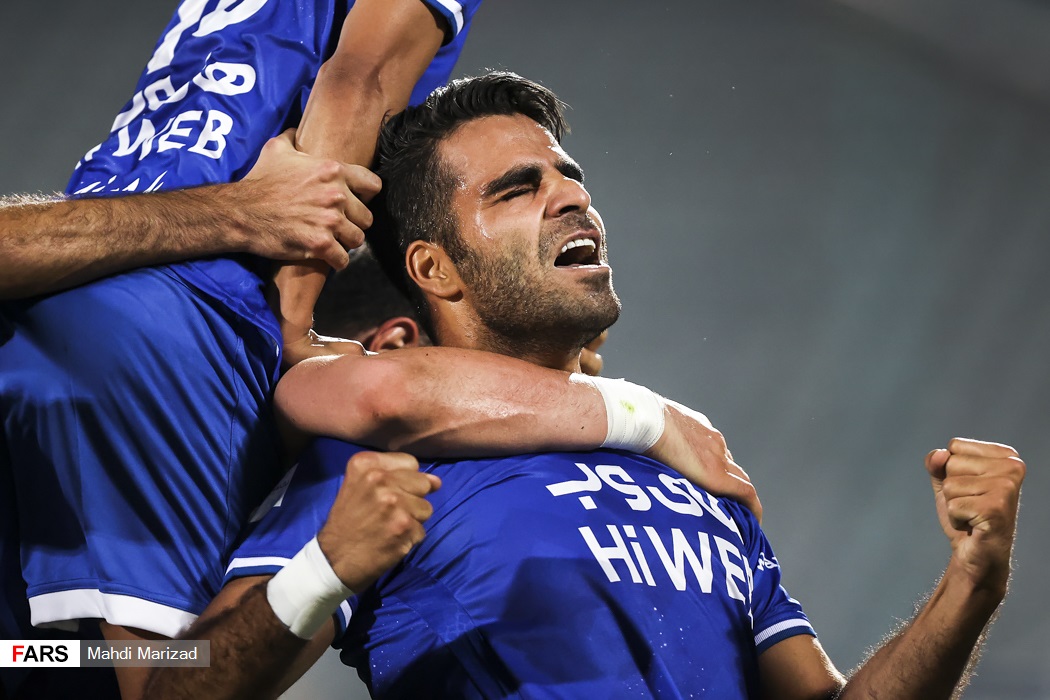 استقلال،سيرجان،امتيازي