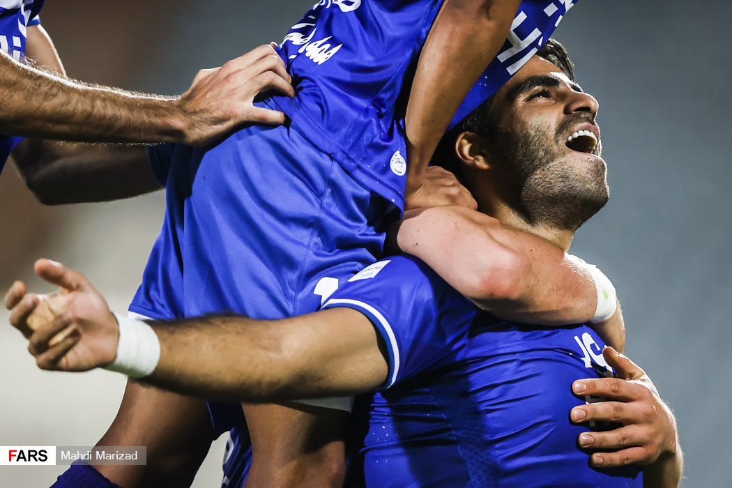 استقلال،سيرجان،امتيازي
