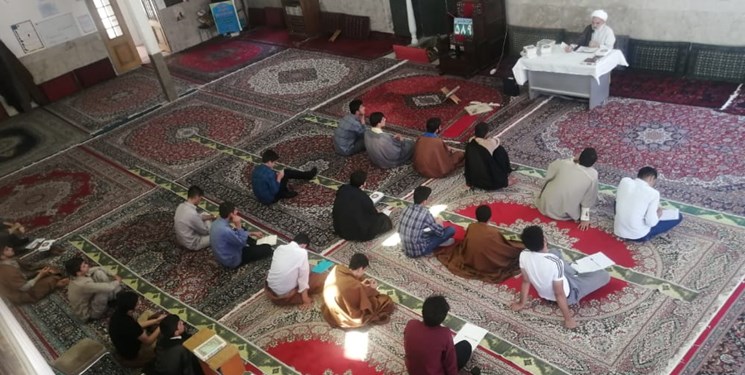 پذیرش رایگان قرآن‌آموز در مرکز شبانه‌روزی حفظ بروجرد/ ثبت‌نام تا 23 تیرماه