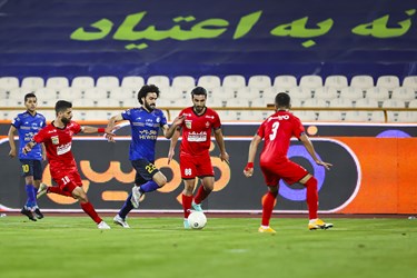 دیدار تیم‌های فوتبال پرسپولیس و استقلال | شهرآورد ۹6 جام حذفی 