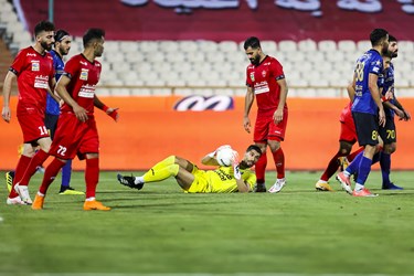 دیدار تیم‌های فوتبال پرسپولیس و استقلال | شهرآورد ۹6 جام حذفی 