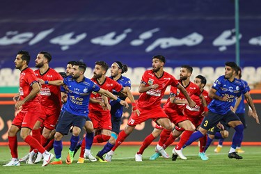 دیدار تیم‌های فوتبال پرسپولیس و استقلال | شهرآورد ۹6 جام حذفی 