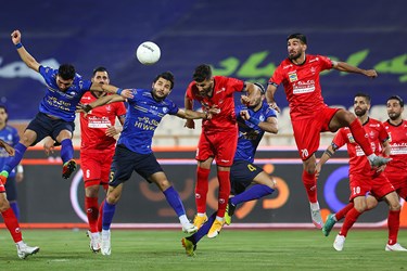 دیدار تیم‌های فوتبال پرسپولیس و استقلال | شهرآورد ۹6 جام حذفی 