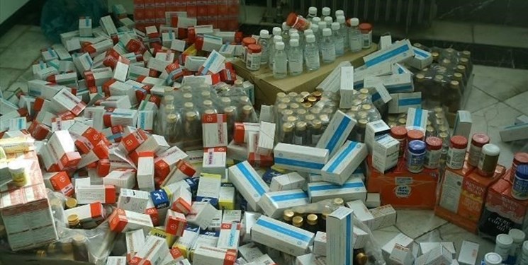 کشف ۲ میلیارد تومانی داروهای احتکار شده کرونایی/ متهم اصلی دستگیرشد