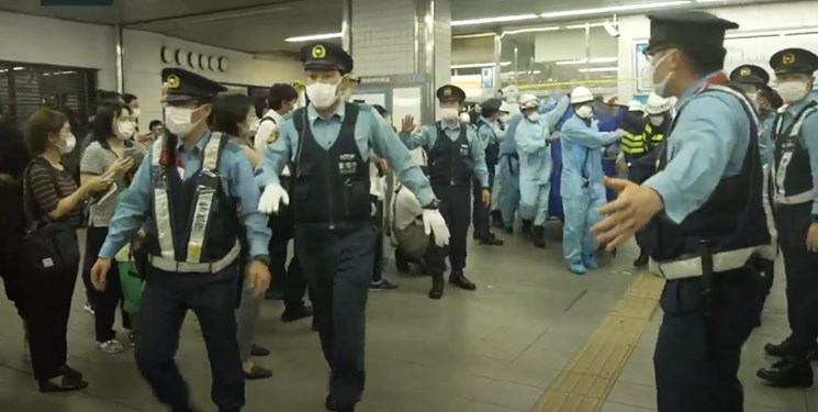 10 مجروح در حادثه چاقو کشی در متروی توکیو+ فیلم