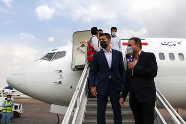 ورود برادران گرایی به فرودگاه شیراز  بعد از بازگشت آن ها از المپیک توکیو