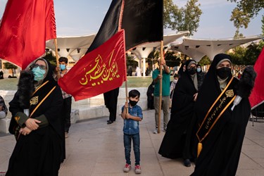 آئین تعویض پرچم گنبد آستان مقدس احمدی و محمدی علیهما‌السلام