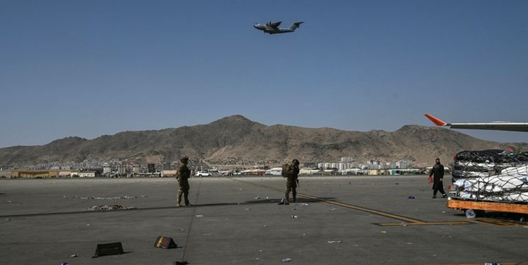 ناتو: گزارشی از خشونت طالبان خارج از فرودگاه کابل دریافت نکردیم