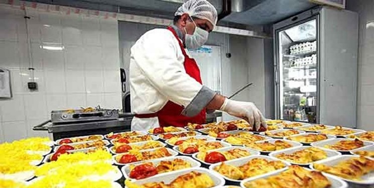 توزیع 7 هزار پرس غذای گرم به نیازمندان شهرستان ایوان