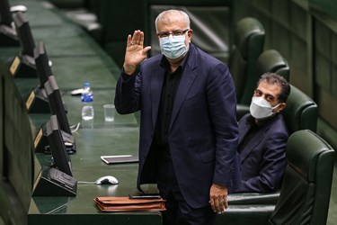 جواد اوجی وزیر پیشنهادی نفت در صحن مجلس