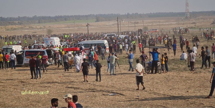 آغاز اقدامات مردمی در نوار غزه؛ صهیونیست‌ها تظاهرات‌کنندگان را هدف قرار دادند