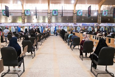 بزرگترین مرکز واکسیناسیون شیراز در حسینیه ثارالله (ع) سپاه فجر