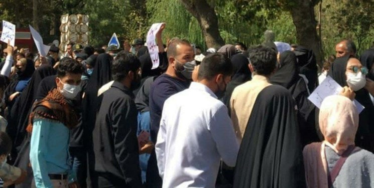 تجمع‌ جداگانه مهاجران حامی طالبان و احمد مسعود در مشهد