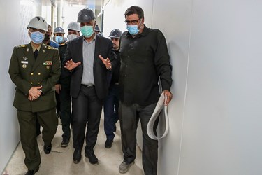 بازدید وزیر دفاع از آماده سازی کارخانه تولید واکسن فخرا