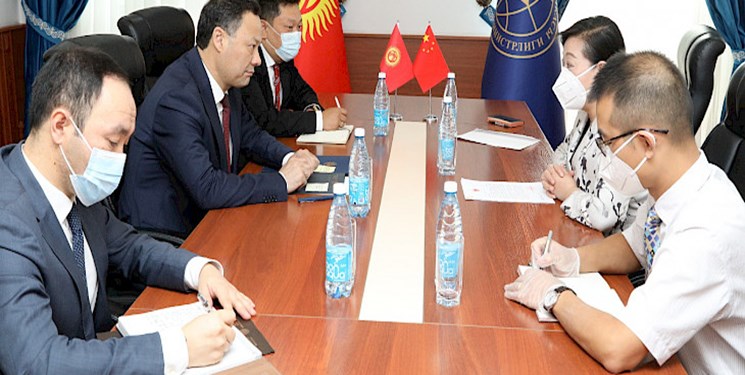 ارائه کمک‌های بشر دوستانه محور دیدار وزیر خارجه قرقیزستان با سفیر چین