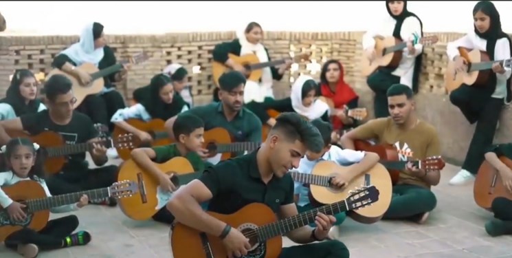 ماجرای احضار نوازندگان دزفولی/ سرپرست گروه موسیقی: تکذیب می‌کنم، تنها یک نفر به علت نداشتن مجوز به اداره پلیس دعوت شد