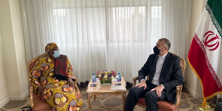 دعوت امیرعبداللهیان از وزیر خارجه نامیبیا برای سفر به تهران