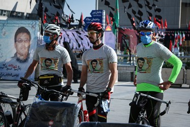 حضور دوچرخه سواران مشهدی در میدان شهدای مشهد