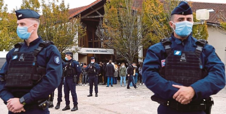 فرانسه به بهانه «مقابله با افراط‌گرایی» 6 مسجد دیگر را تعطیل می‌کند