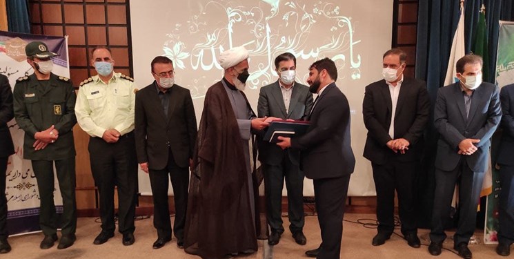 حمیدرضا الهیاری با حکم استاندار به عنوان شهردار شهر جدید پرند منصوب شد