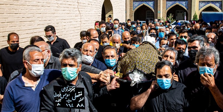 «فتحعلی اویسی» در خانه ابدی آرام گرفت/ خداحافظی با «آقای کاووسی» شهر قشنگ