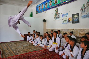 ادروی جهادی دانشجویان بسیجی در روستای دهگاه