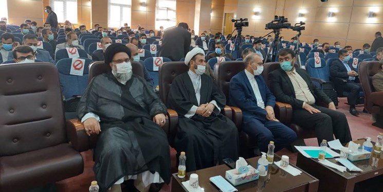انتقاد نماینده ولی‌فقیه از نحوه نظارت بر استخدام‌ها/معضلاتی که عدم توجه به قانون ایجاد کرده است
